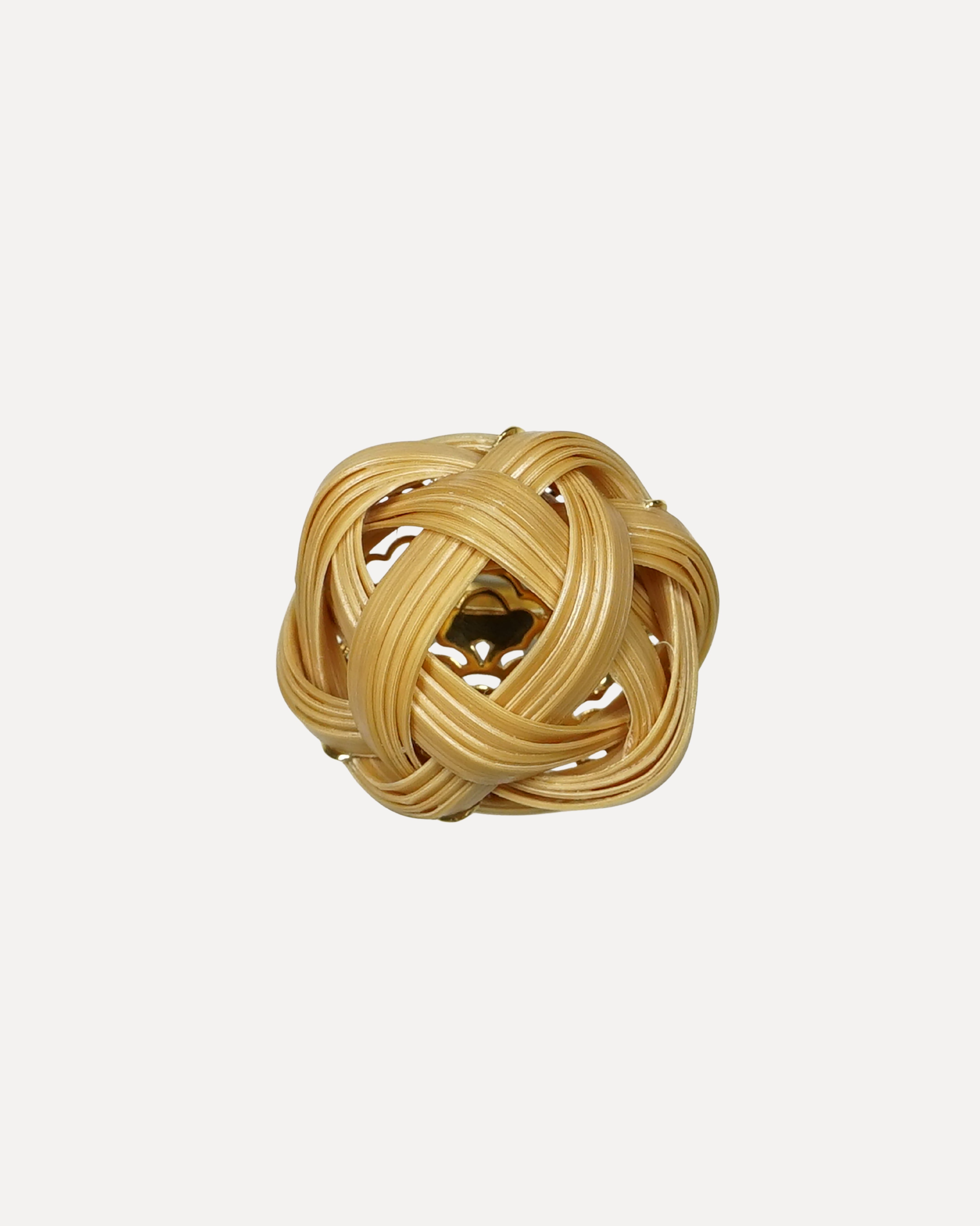 Bamboo ring with yellow sapphire ring
