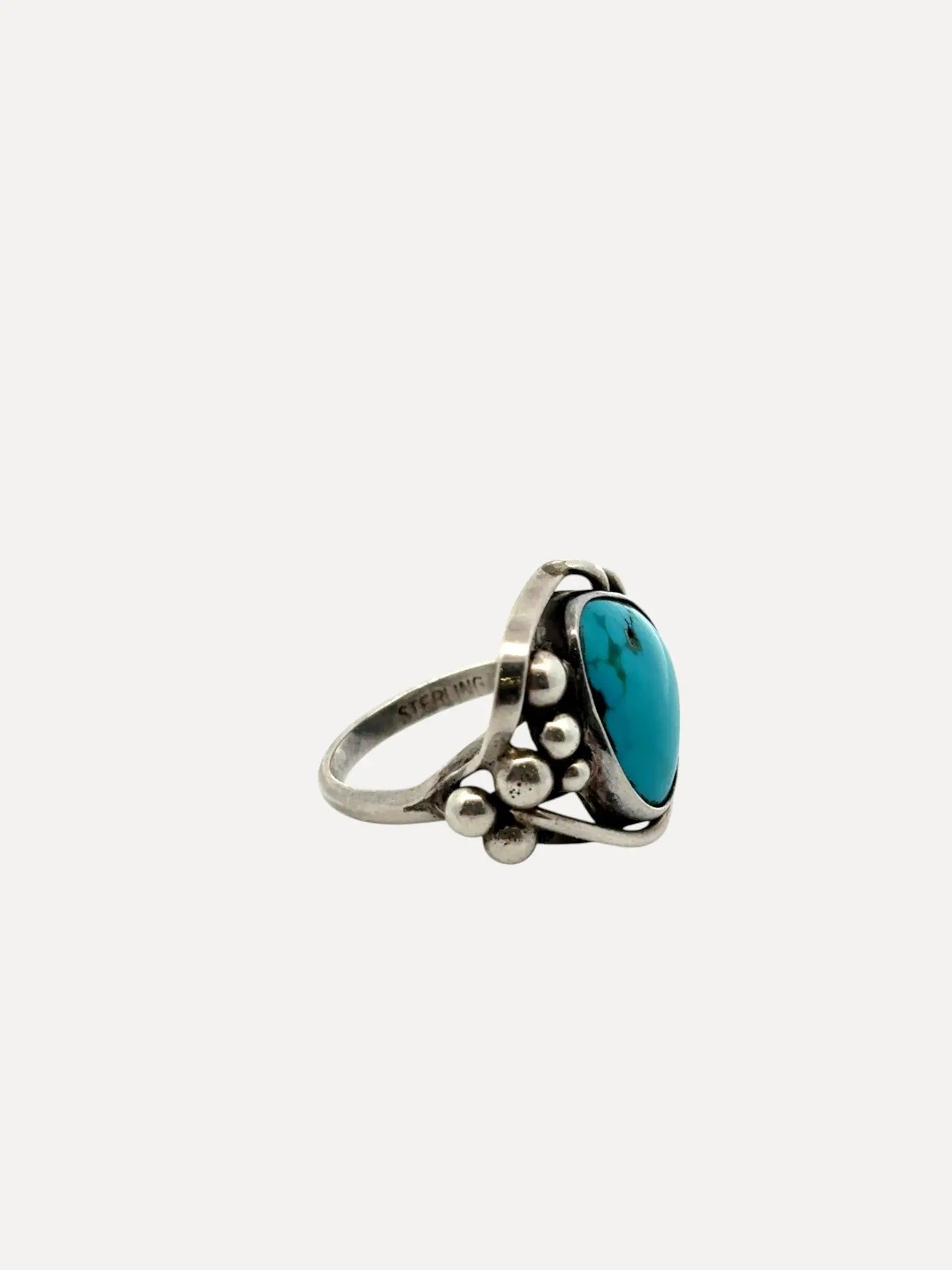 Bisbee Bob Ring Very Nice Turquoise Bisbee Bob Ring Very Nice Turquoise Native American Collection Native American Collection  Squash Blossom Vail