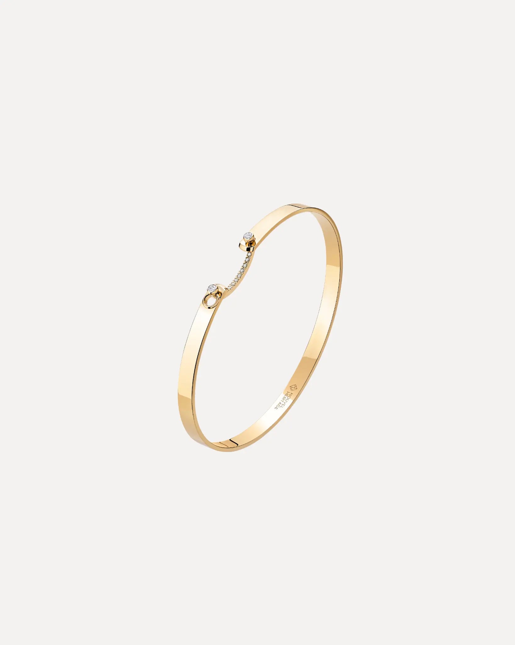 Business Meeting GM Bangle - Yellow Gold Business Meeting GM Bangle - Yellow Gold Nouvel Heritage Nouvel Heritage  Squash Blossom Vail