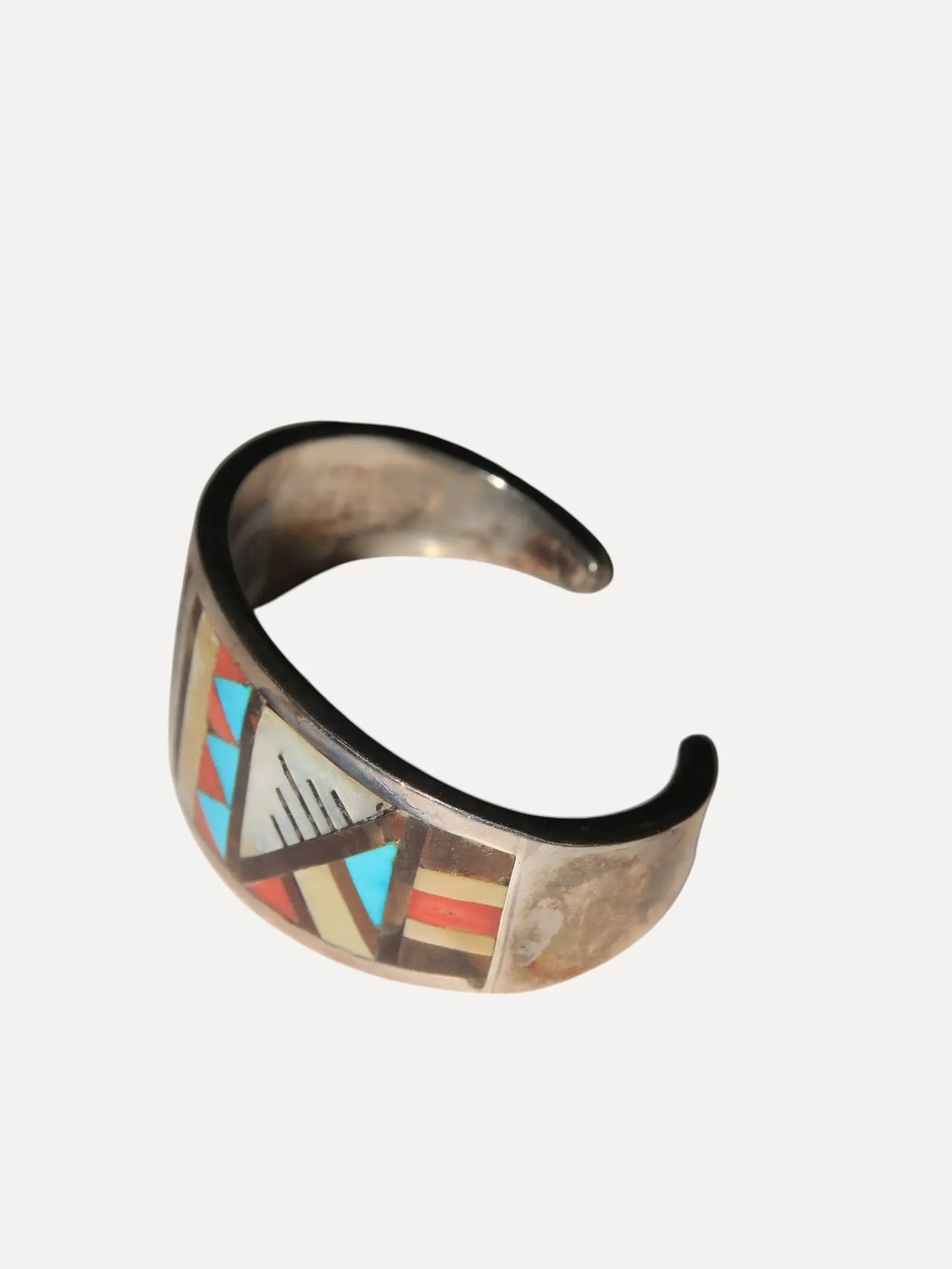 C.M Booqua Cuff, Zuni C.M Booqua Cuff, Zuni Native American Collection Native American Collection  Squash Blossom Vail