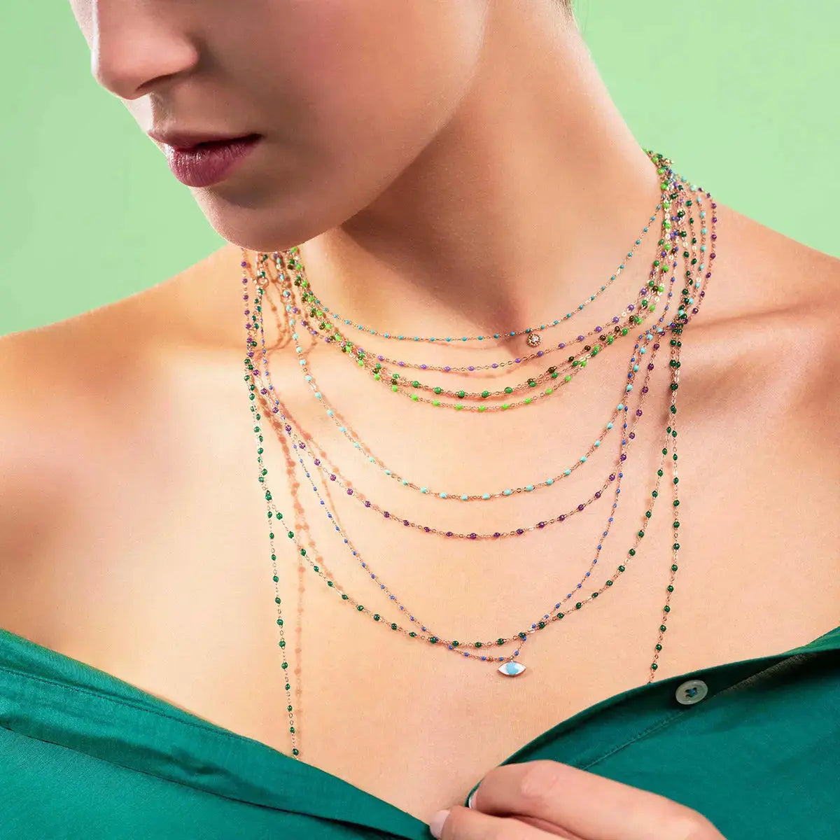 Classic Gigi Lilac resin yellow gold necklace - Squash Blossom Vail