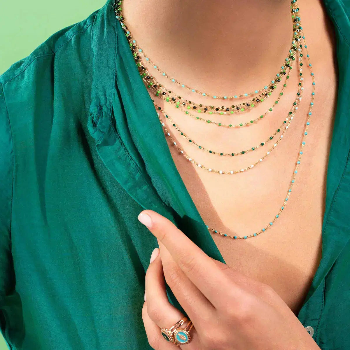 Classic Gigi Midnight resin yellow gold necklace - Squash Blossom Vail