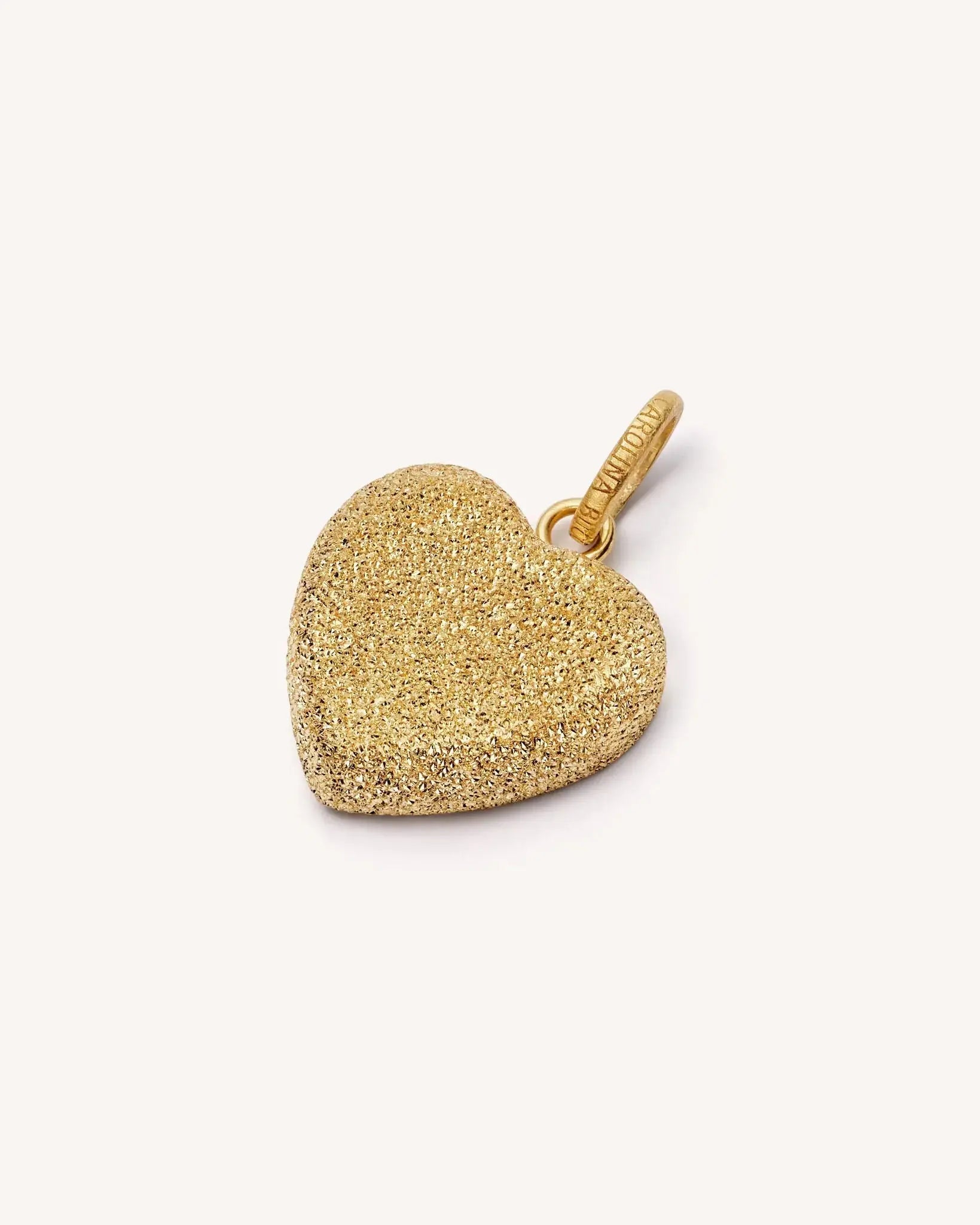 Carolina Bucci Florentine Finish Small Cuore Pendant Carolina Bucci Florentine Finish Small Cuore Pendant Carolina Bucci Carolina Bucci  Squash Blossom Vail