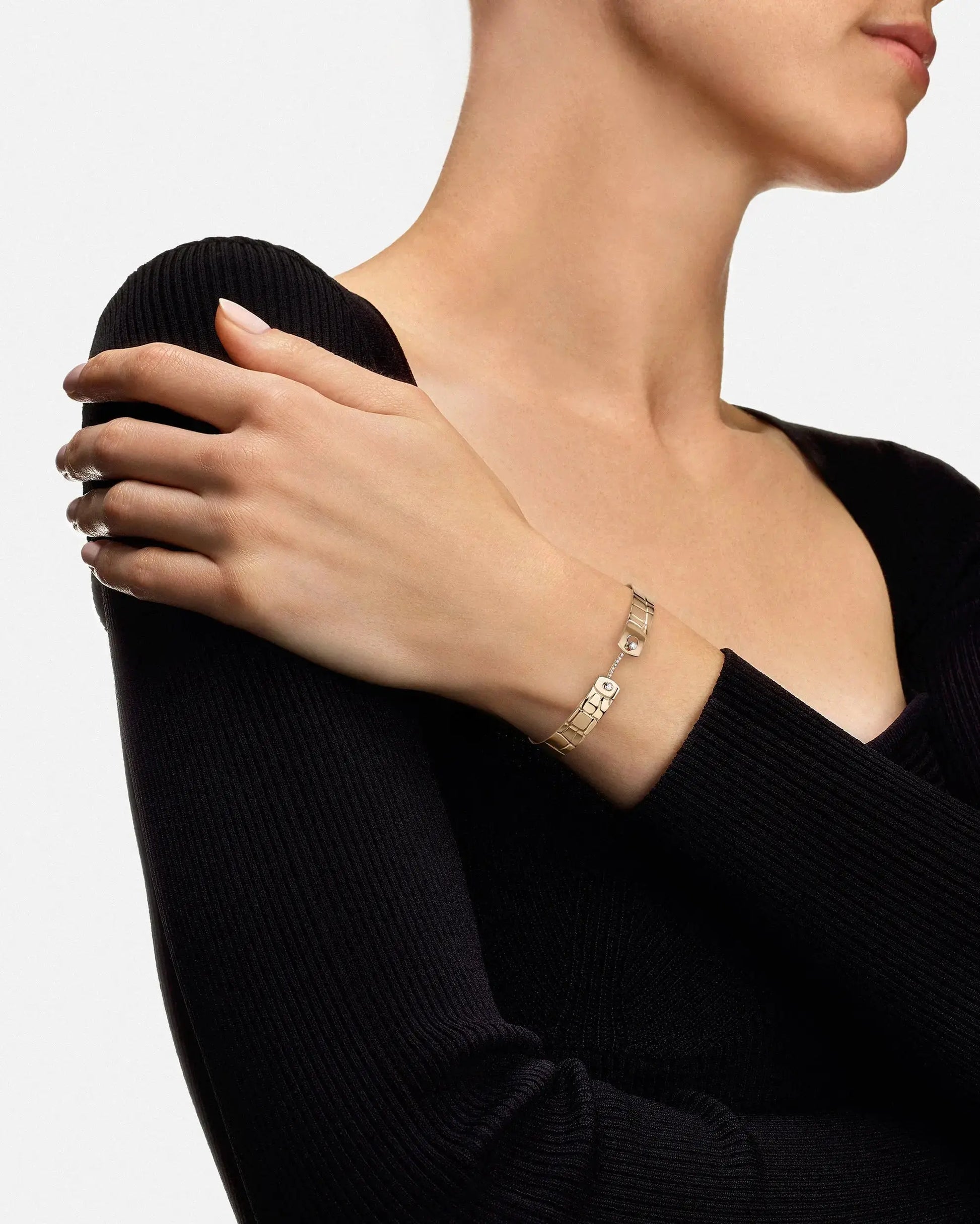 Later Alligator Mood Bangle Later Alligator Mood Bangle Nouvel Heritage Nouvel Heritage Default-Title Squash Blossom Vail