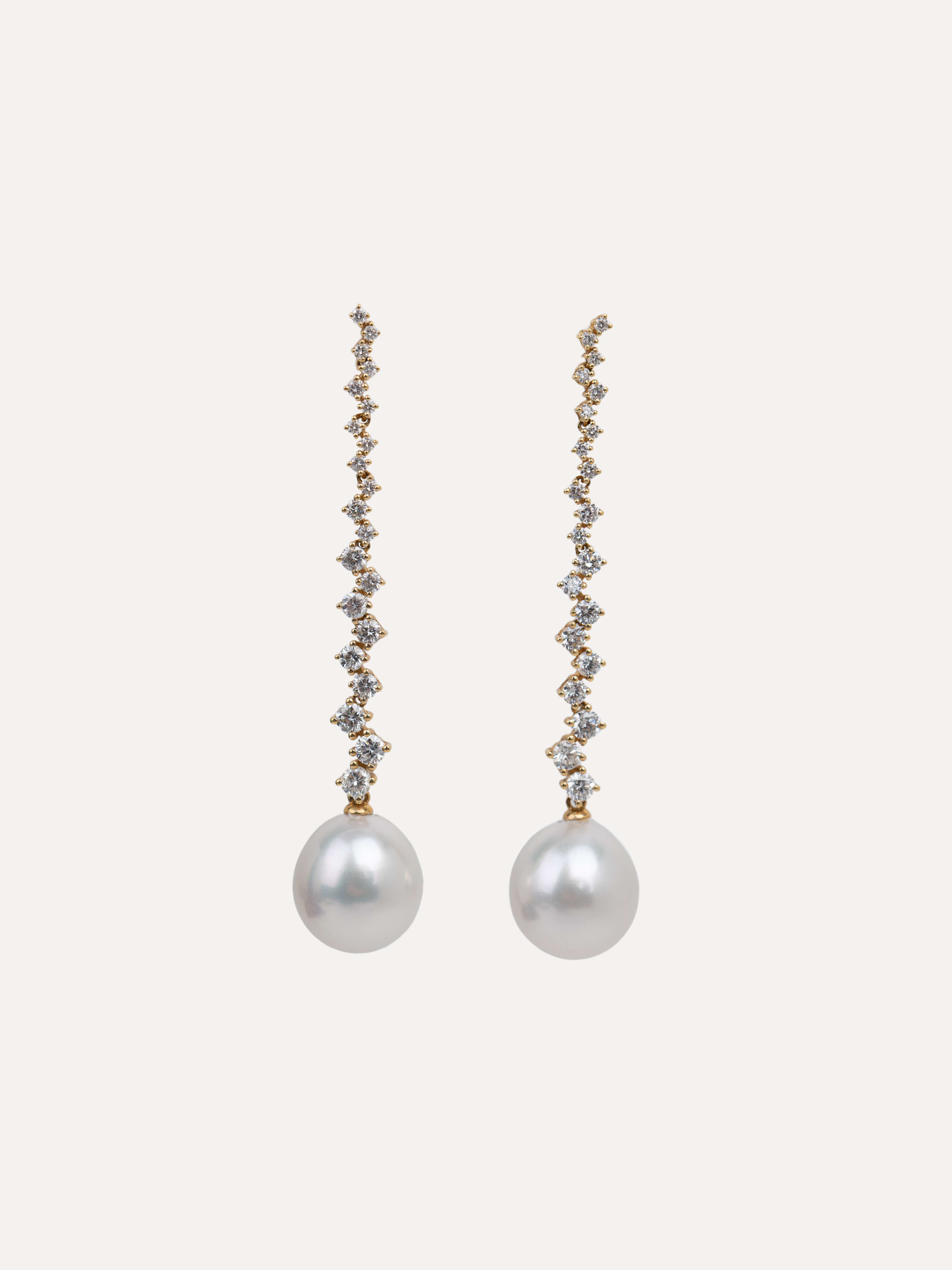 Pearl and DIA Drop earrings