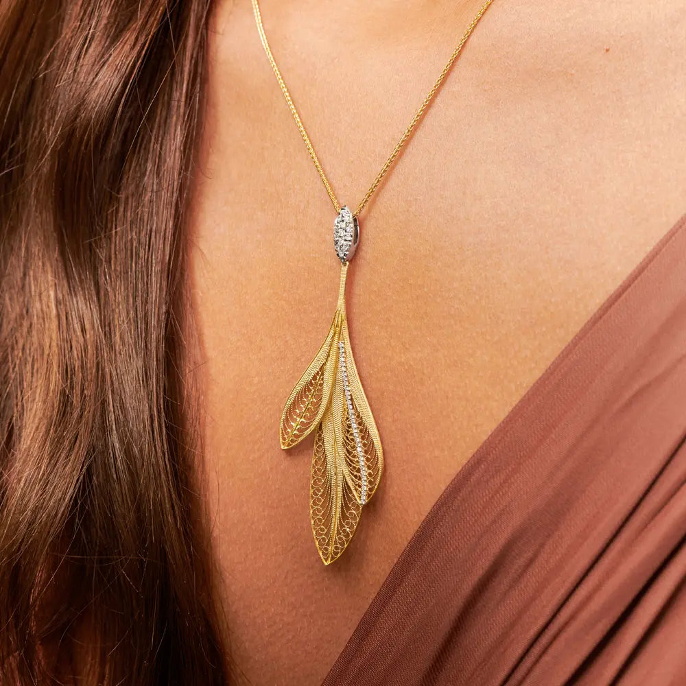 Luz Pendant Necklace with Diamonds - Squash Blossom Vail
