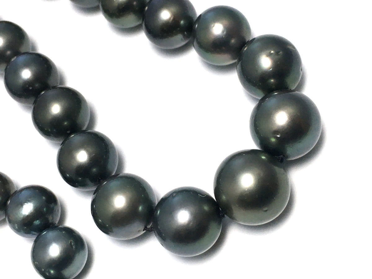 Tahitian Pearl Necklace with appraisal - 37 Dark Gray Tahitian Cultured Pearls (lightly spotted), excellent luster, light pink overtone, 14K white gold pearl clasp