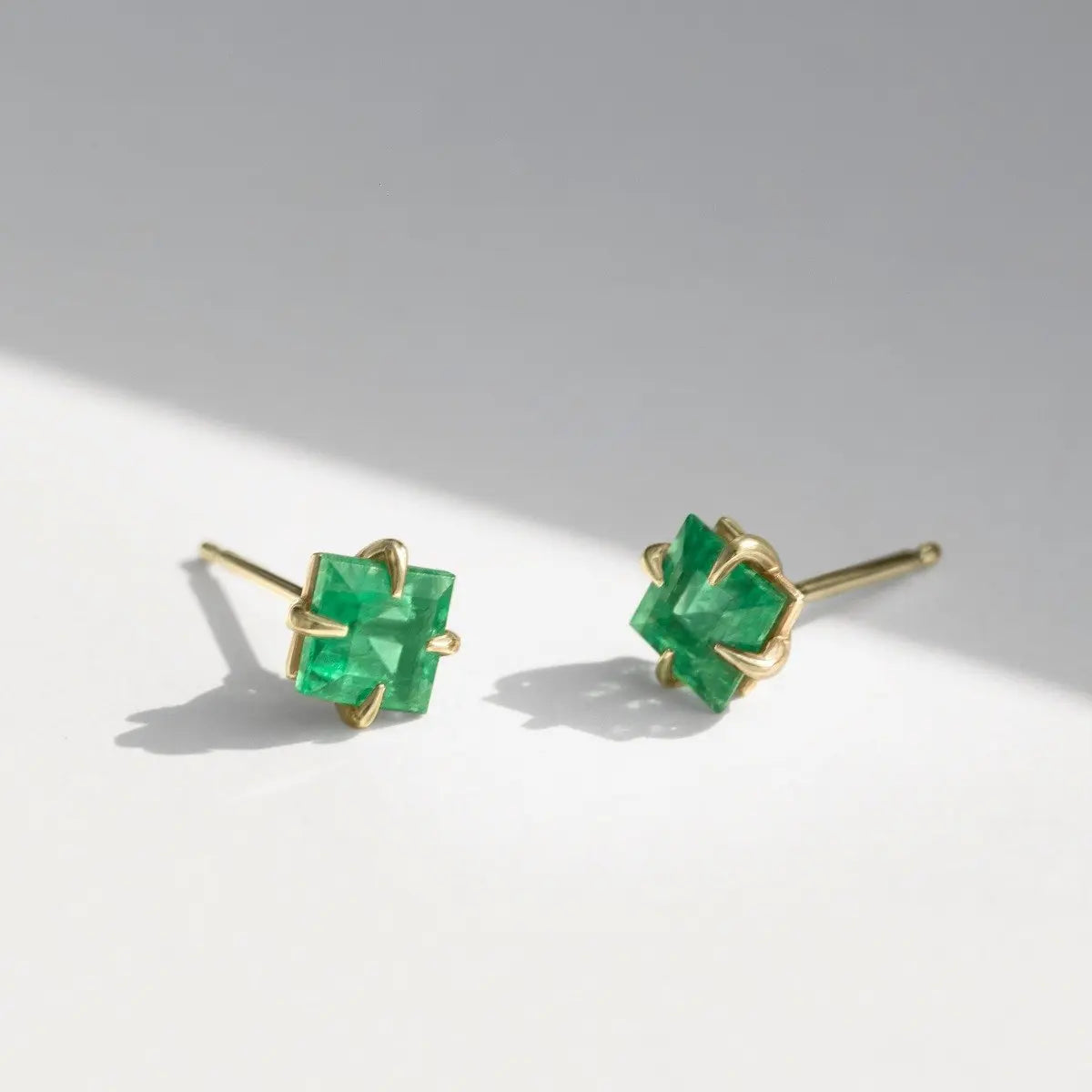 Primary Princess Emerald - Squash Blossom Vail